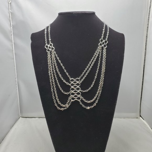 Target silver multi link chain with figure 8 design NWT - Picture 1 of 5